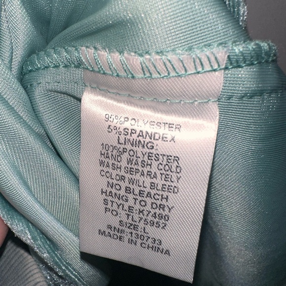 Umgee Teal Velvet Top with Pink Tag Detail - Picture 4 of 5